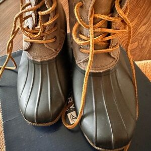 Pre owned - worn twice snow boot